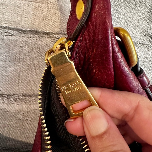 Prada Vitello Daino Hobo Bag BR4311 - Amaranto - Picture 11 of 14